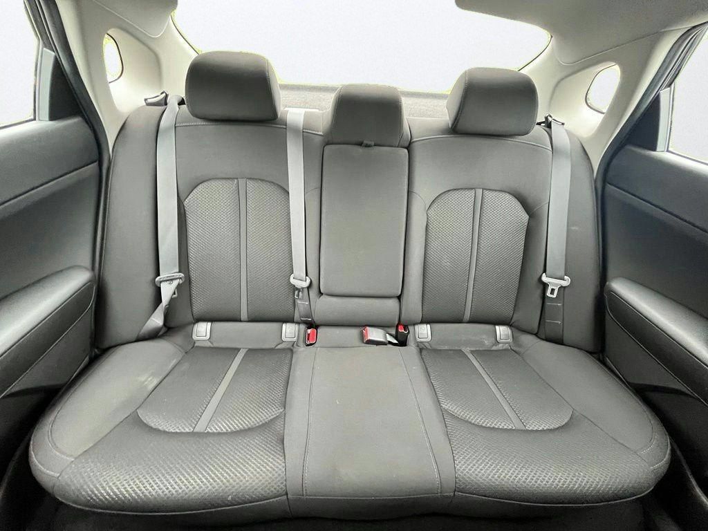 Used 2017 Kia Optima LX FWD image 27