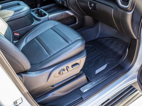 Used 2022 GMC Sierra 2500 Denali w/ Technology Package image 16