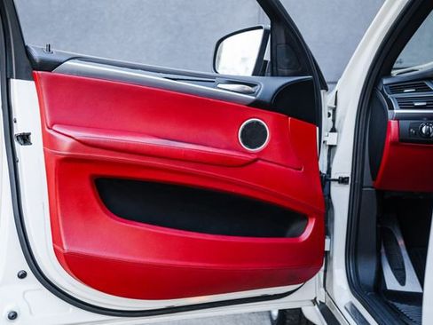 Used 2012 BMW X5 M image 59