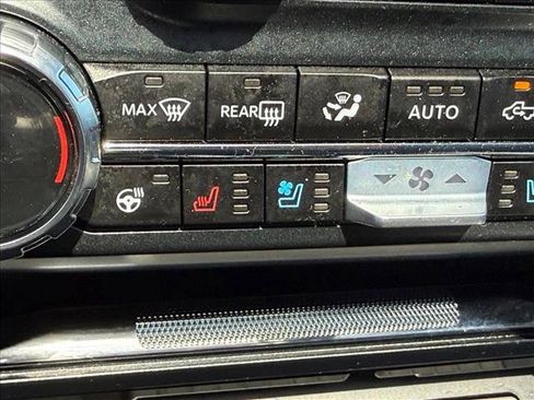 Used 2025 Ford F150 Raptor AWD/4WD image 27