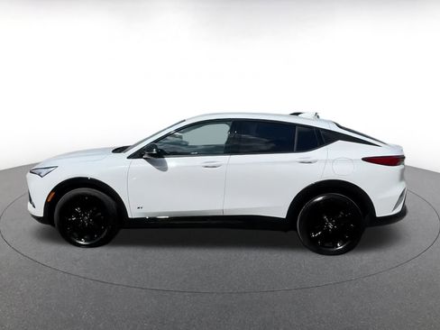 Used 2025 Buick Envista Sport Touring image 9