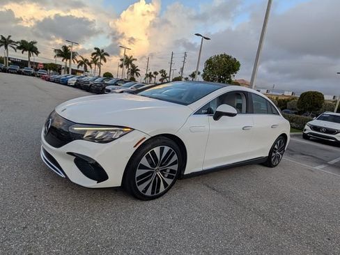 Used 2023 Mercedes-Benz EQE 350+ Sedan image 3
