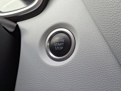 Certified 2024 Toyota Corolla SE w/ SE Package image 25