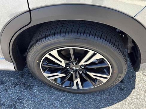 New 2026 Mitsubishi Eclipse Cross SEL image 9