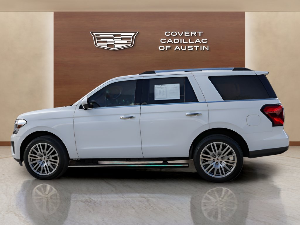 Used 2023 Ford Expedition Limited RWD image 2