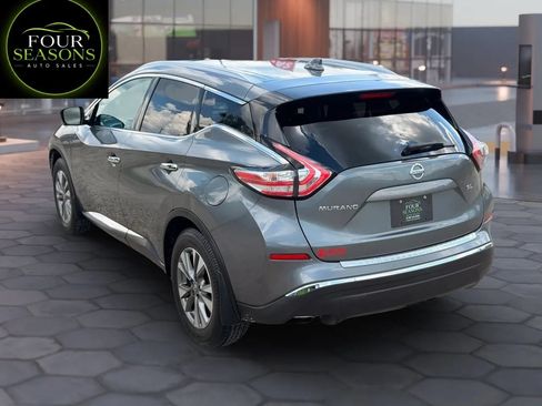 Used 2017 Nissan Murano SL w/ Cargo Package FWD image 2