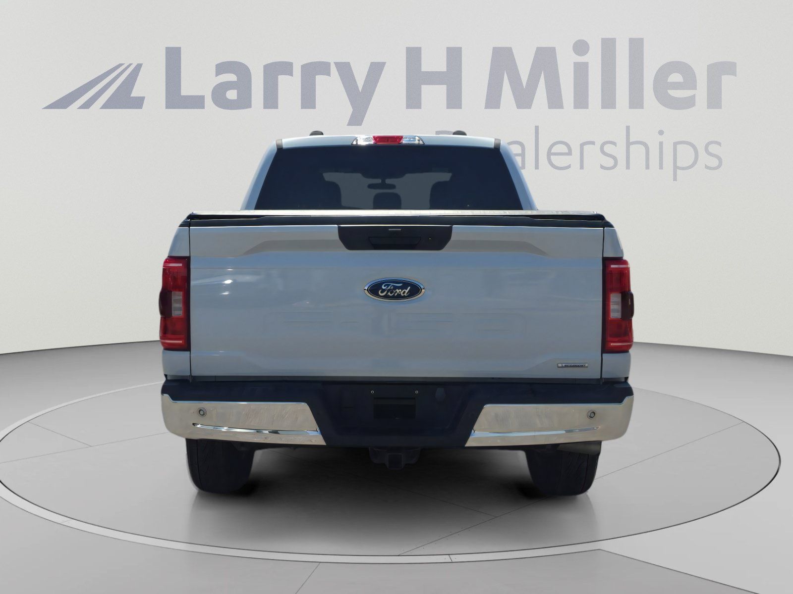 Certified 2022 Ford F150 XLT w/ Trailer Tow Package AWD/4WD image 4