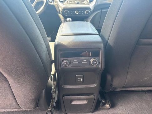 Used 2019 GMC Acadia SLE AWD/4WD image 19