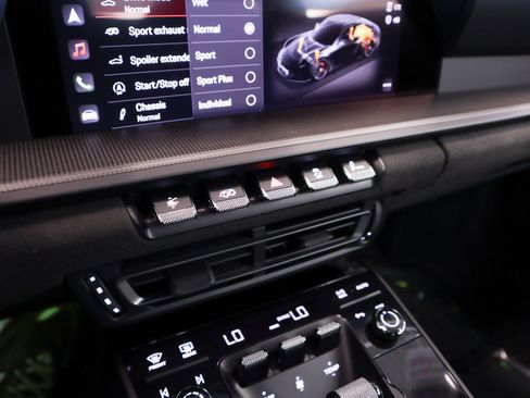 Used 2024 Porsche 911 Carrera GTS image 26