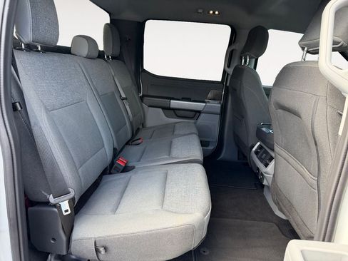 Used 2024 Ford F150 Lightning XLT AWD/4WD image 23