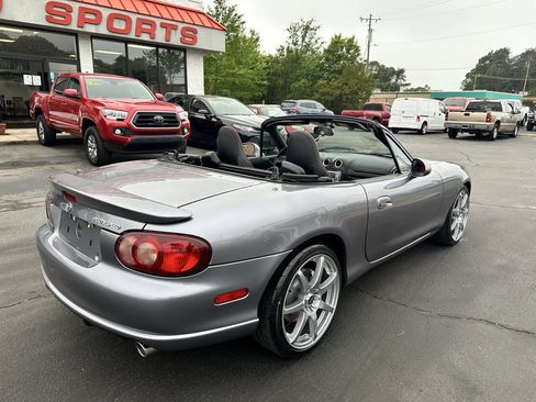 Used 2004 MAZDA MX-5 Miata MAZDASPEED RWD image 12