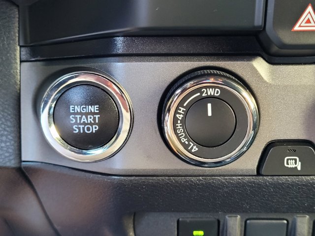 Certified 2021 Toyota Tacoma TRD Off-Road w/ Technology Package AWD/4WD image 14