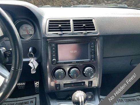 Used 2009 Dodge Challenger SRT8 w/ SRT Option Group II RWD image 6