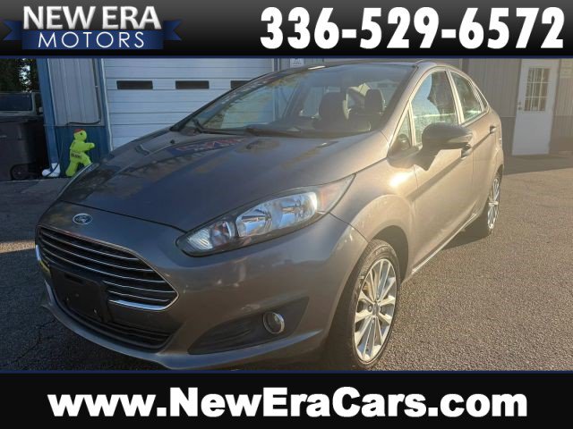 Used 2014 Ford Fiesta SE w/ Equipment Group 201A FWD image 1