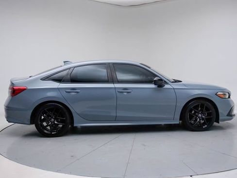 Certified 2022 Honda Civic Sport image 2