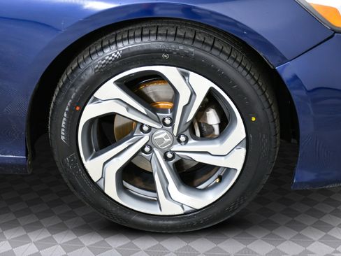 Used 2019 Honda Accord EX image 35