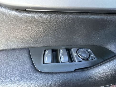 Used 2023 Chevrolet Blazer LT image 13