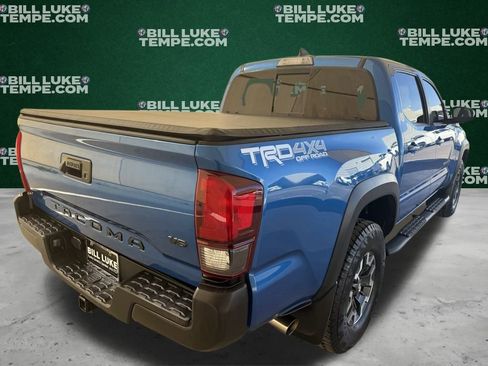 Used 2018 Toyota Tacoma TRD Off-Road image 6