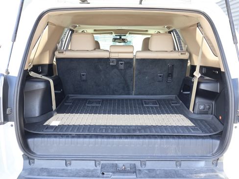 Used 2018 Toyota 4Runner Limited AWD/4WD image 25