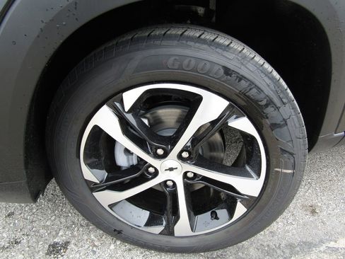 New 2026 Chevrolet Trax RS FWD image 26
