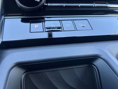 New 2026 Nissan Armada Platinum image 10