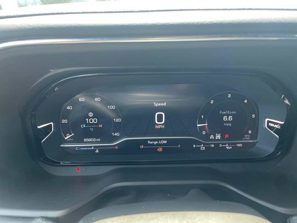 Used 2023 GMC Yukon Denali AWD/4WD image 19