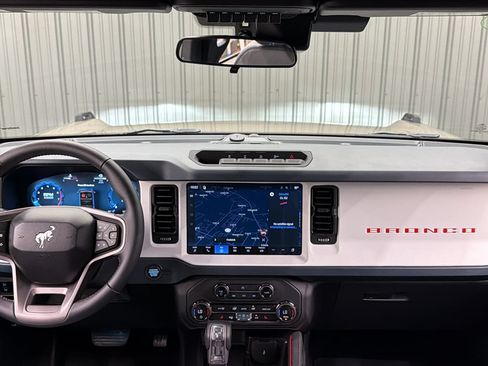 Used 2026 Ford Bronco Heritage Edition AWD/4WD image 33