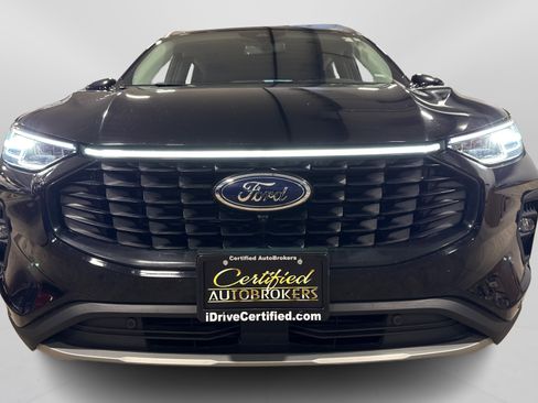 Used 2024 Ford Escape Platinum AWD/4WD image 11