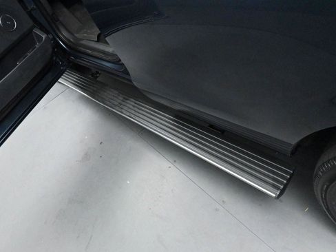 Used 2022 Ford Expedition Limited image 11