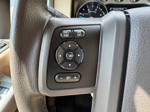 Used 2015 Ford F350 Lariat w/ Lariat Ultimate Package AWD/4WD image 12