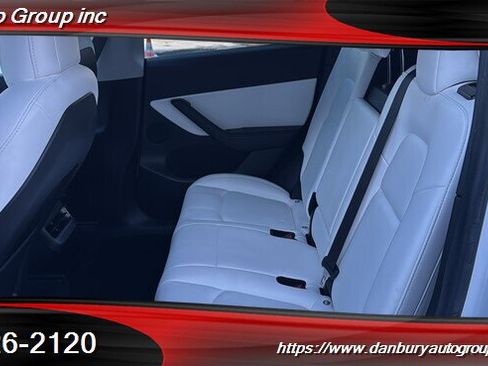 Used 2021 Tesla Model Y Long Range image 13