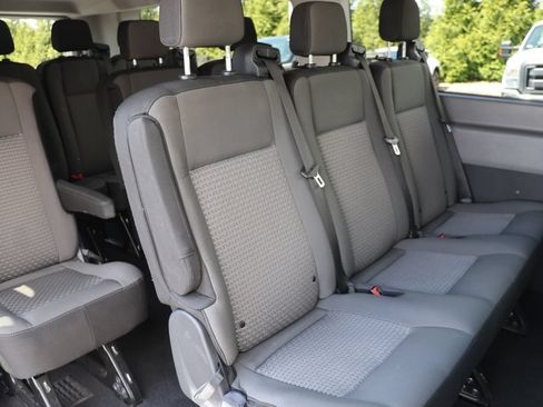 Used 2024 Ford Transit 350 XLT RWD image 22