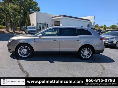 Used 2018 Lincoln MKT AWD w/ Technology Package image 7