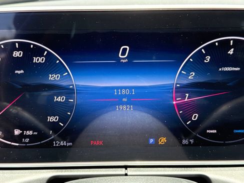 Used 2025 Mercedes-Benz C 300 Sedan image 35