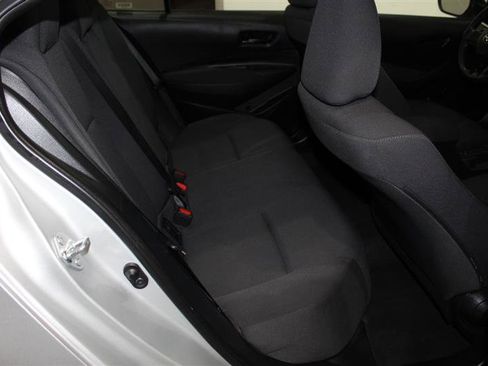 Used 2024 Toyota Corolla LE image 21