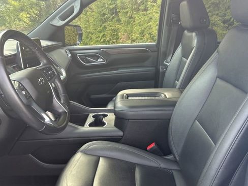 Used 2022 Chevrolet Tahoe Z71 w/ Luxury Package image 18