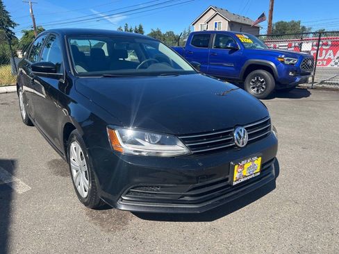 Used 2017 Volkswagen Jetta S FWD image 8