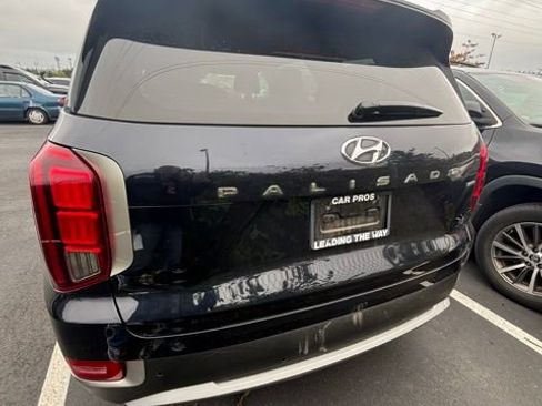 Used 2022 Hyundai Palisade SEL w/ Convenience Package image 6