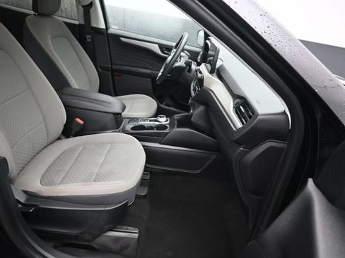 Used 2022 Ford Escape SE w/ Convenience Package AWD/4WD image 9