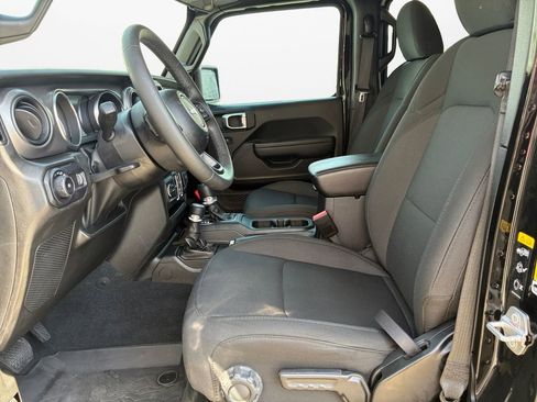 Used 2023 Jeep Wrangler Sport S image 19