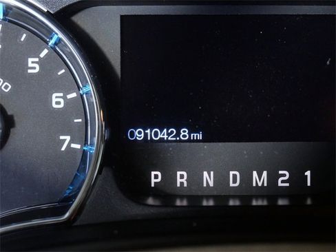 Used 2014 Ford F150 King Ranch w/ King Ranch Luxury Package image 21