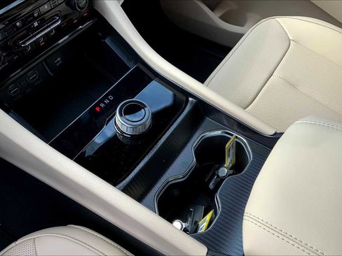 New 2025 Jeep Grand Cherokee Limited w/ Luxury Tech Group II image 5