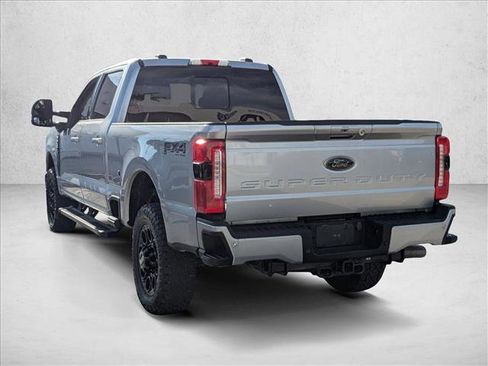 Used 2024 Ford F250 XLT w/ Black Appearance Package image 7