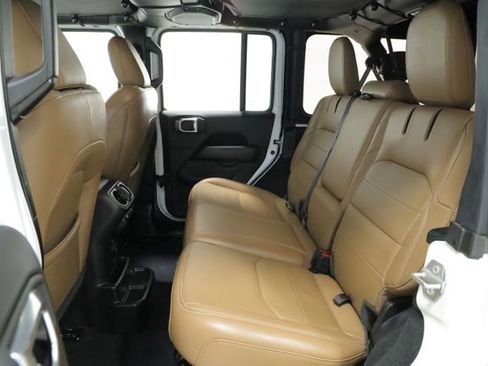 Used 2022 Jeep Wrangler Unlimited Sahara w/ Cold Weather Group image 32