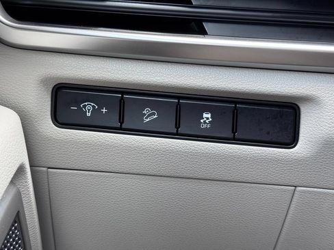 Used 2024 Kia Telluride S w/ S Sunroof Package FWD image 36