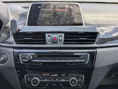 Used 2018 BMW X1 xDrive28i image 17