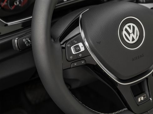 Used 2020 Volkswagen Jetta S FWD image 45