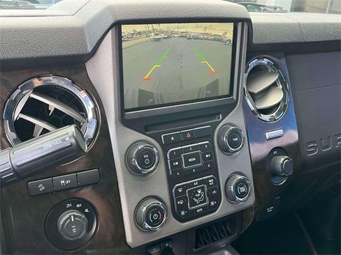 Used 2016 Ford F350 Platinum w/ FX4 Off-Road Package image 34