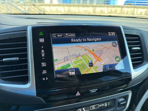 Used 2016 Honda Pilot Elite image 11