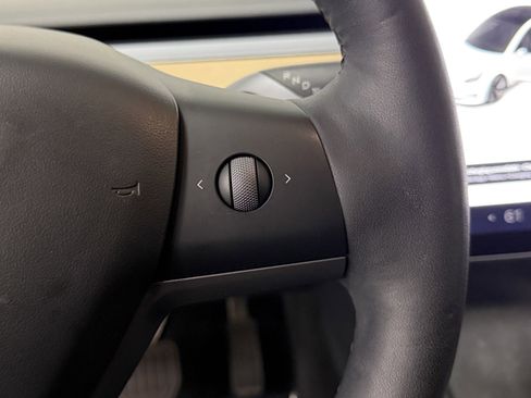 Used 2022 Tesla Model 3 Long Range image 28